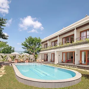 Kubu Gwk Hotel